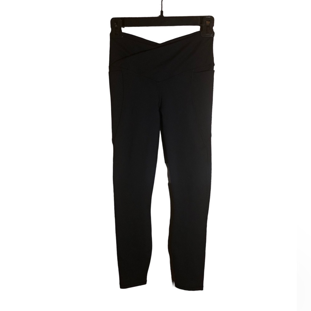 Fabletics High Waisted Pureluxe Crossover 7/8 Leggings Black Size XXS 0-2